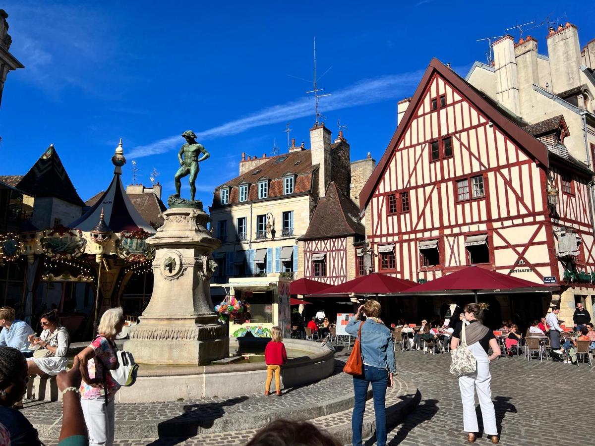 Rempart Tivoli Coeur De Ville Dijon Buitenkant foto