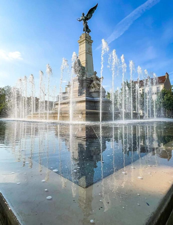 Rempart Tivoli Coeur De Ville Dijon Buitenkant foto